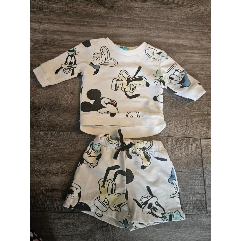 Disney Baby boy outfit 0-3 mos‎